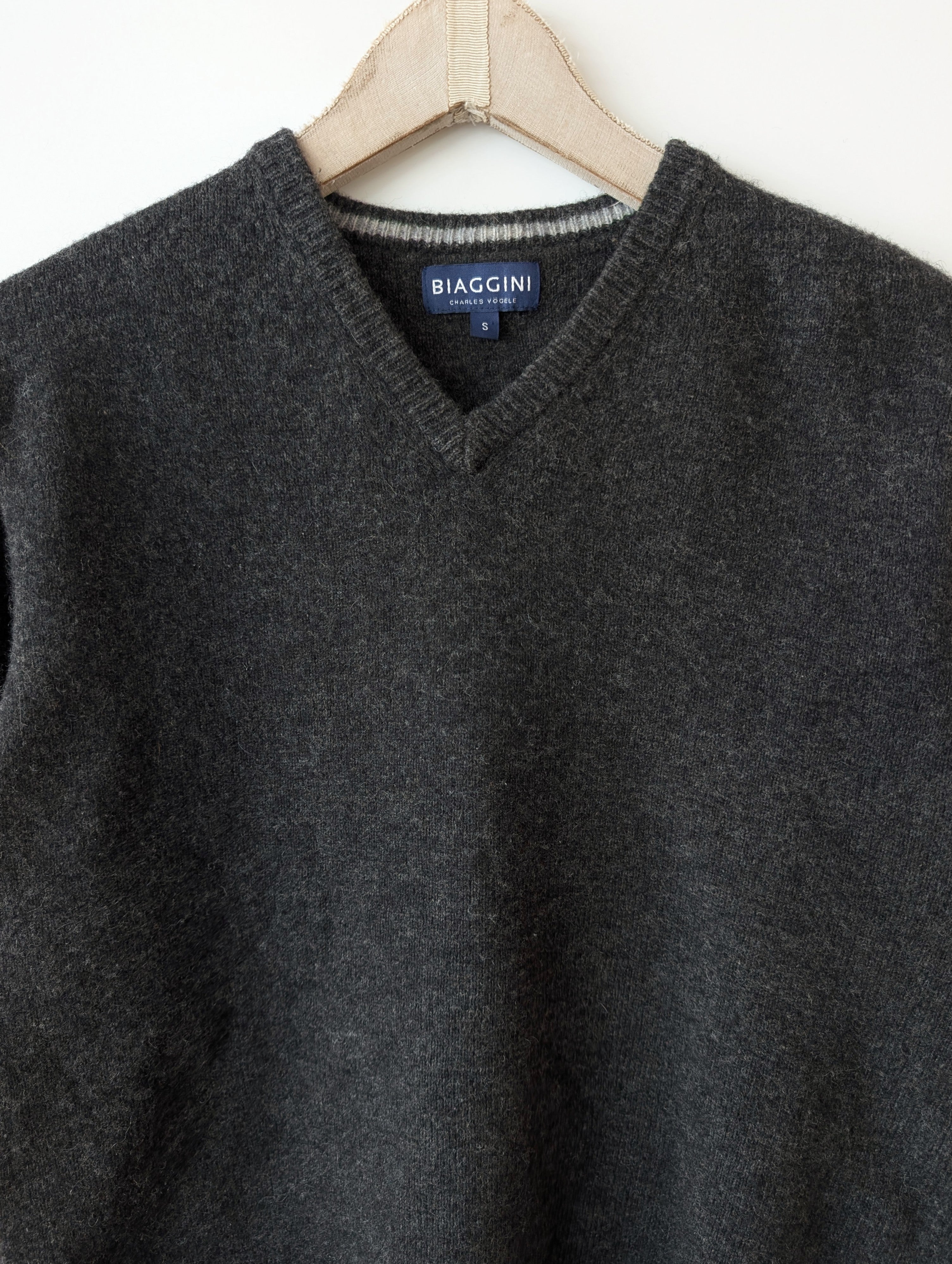 *Lammwolle* Pullover Premium Basic Dunkelgrau (S)