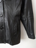 Lade das Bild in den Galerie-Viewer, Leder Blazer 90s Klassiker Schwarz (S-M)
