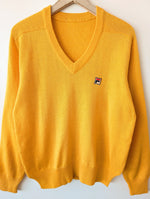 Lade das Bild in den Galerie-Viewer, *Fila* Pullover 80s Tennis Senfgelb (L)
