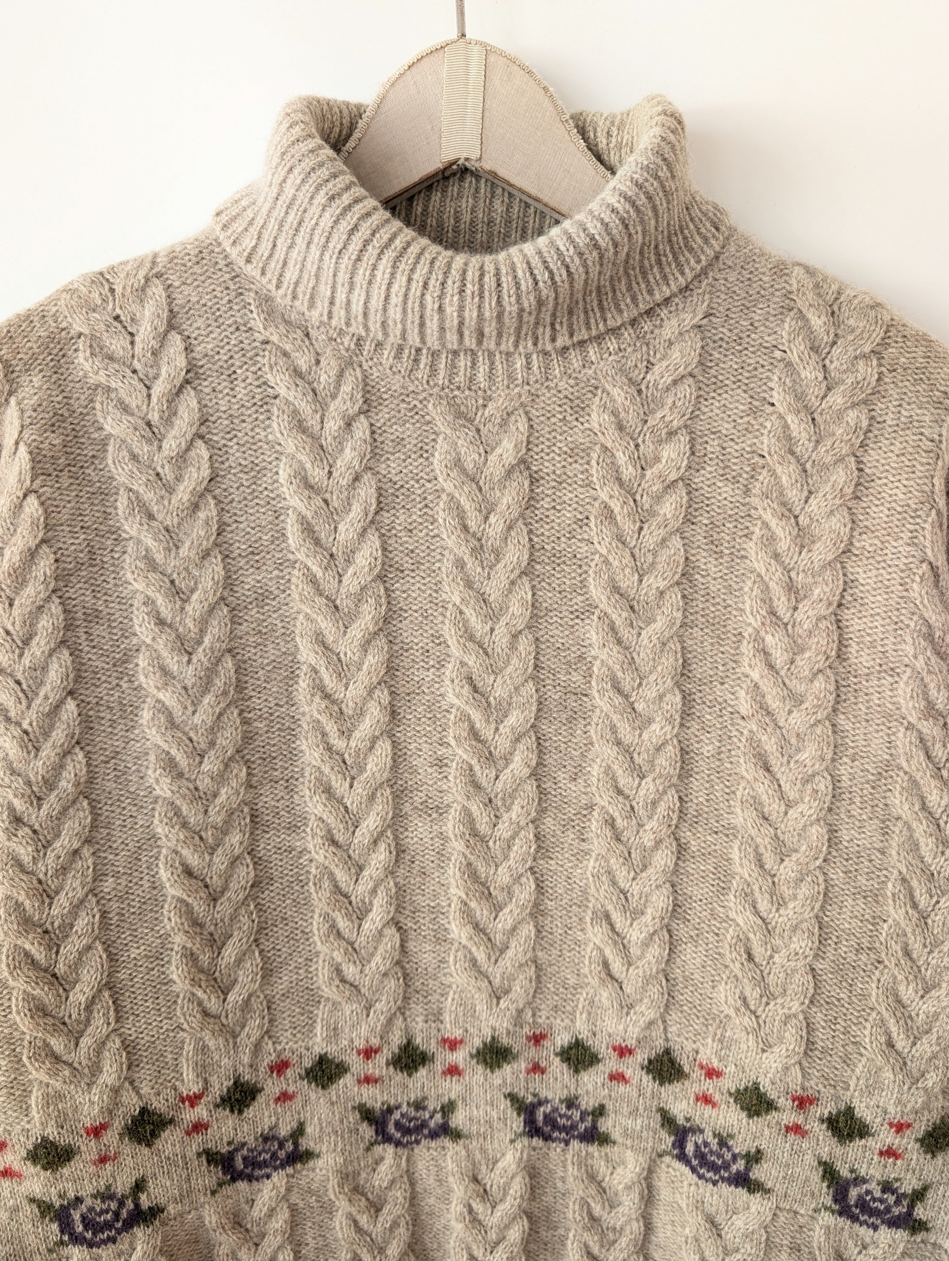 *Shetland Wolle* Pullover Rollkragen Rosen Strick (L)