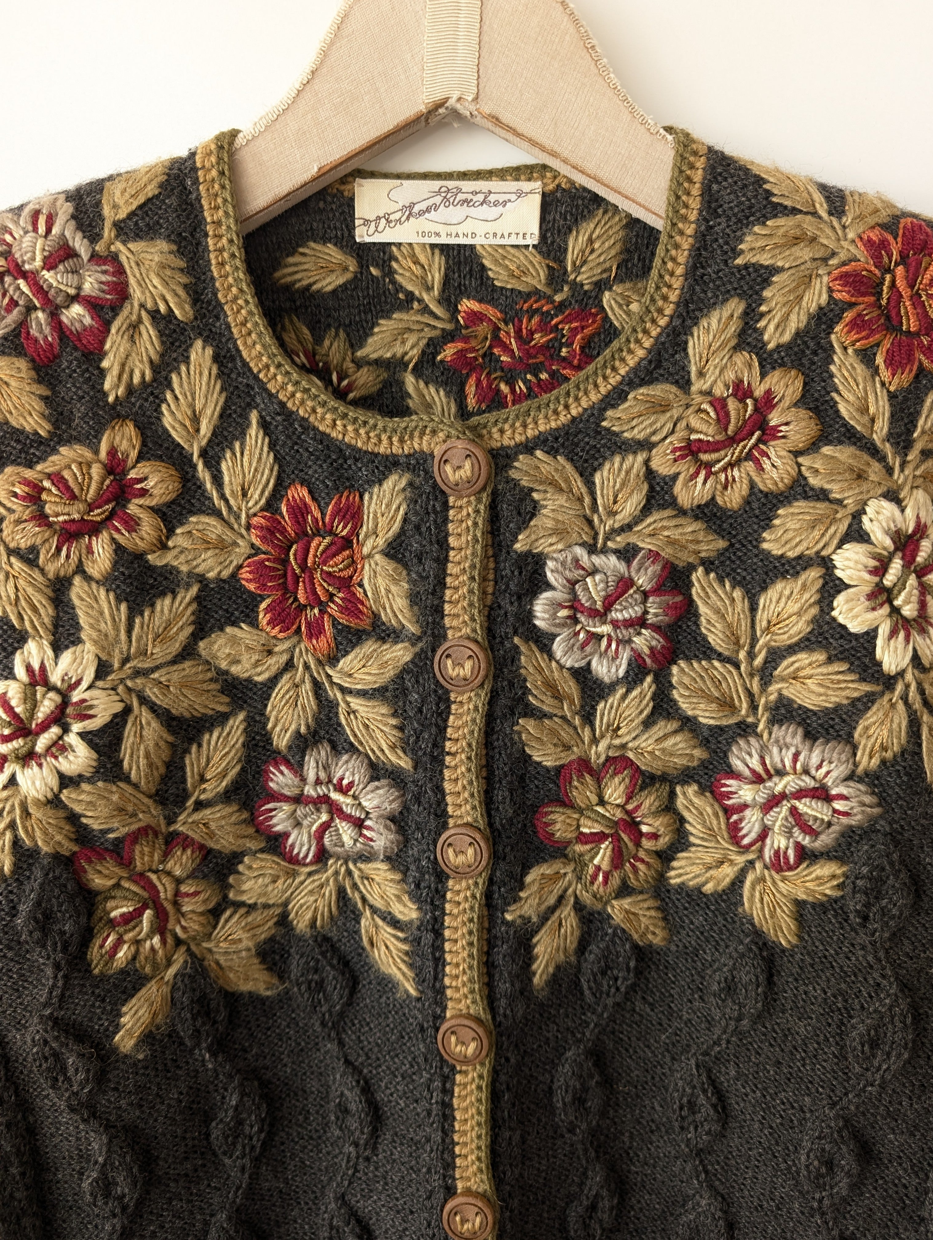 *Wolkensticker* RARE Cardigan Blumen Stick Wolle Handmade (S-M)