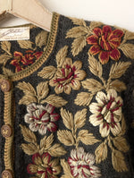 Lade das Bild in den Galerie-Viewer, *Wolkensticker* RARE Cardigan Blumen Stick Wolle Handmade (S-M)
