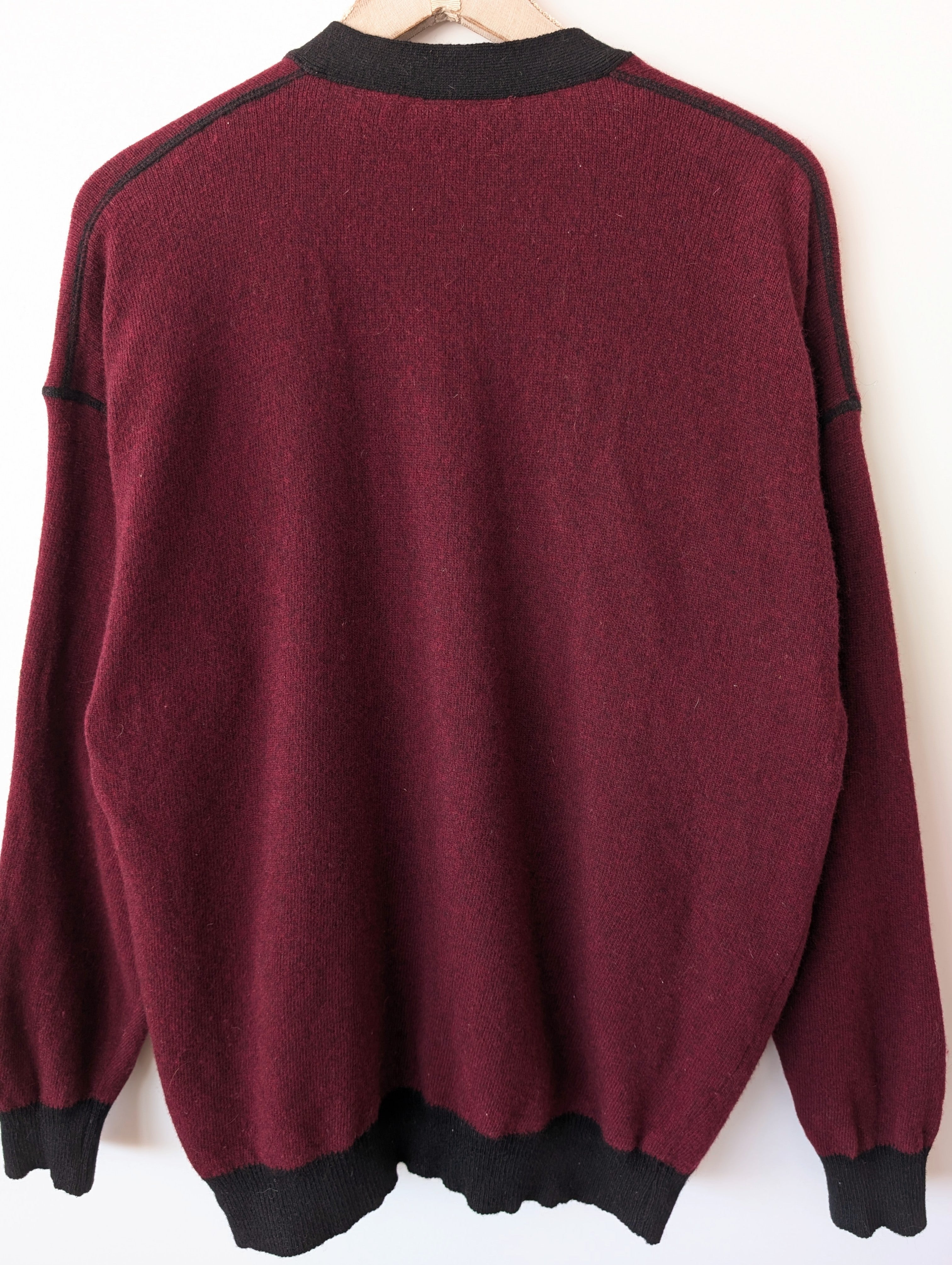 *Wolle* Cardigan Basic Weinrot Schwarz (L)