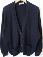 Lade das Bild in den Galerie-Viewer, *Burberry* Cardigan Lammwolle Basic Marine (L)

