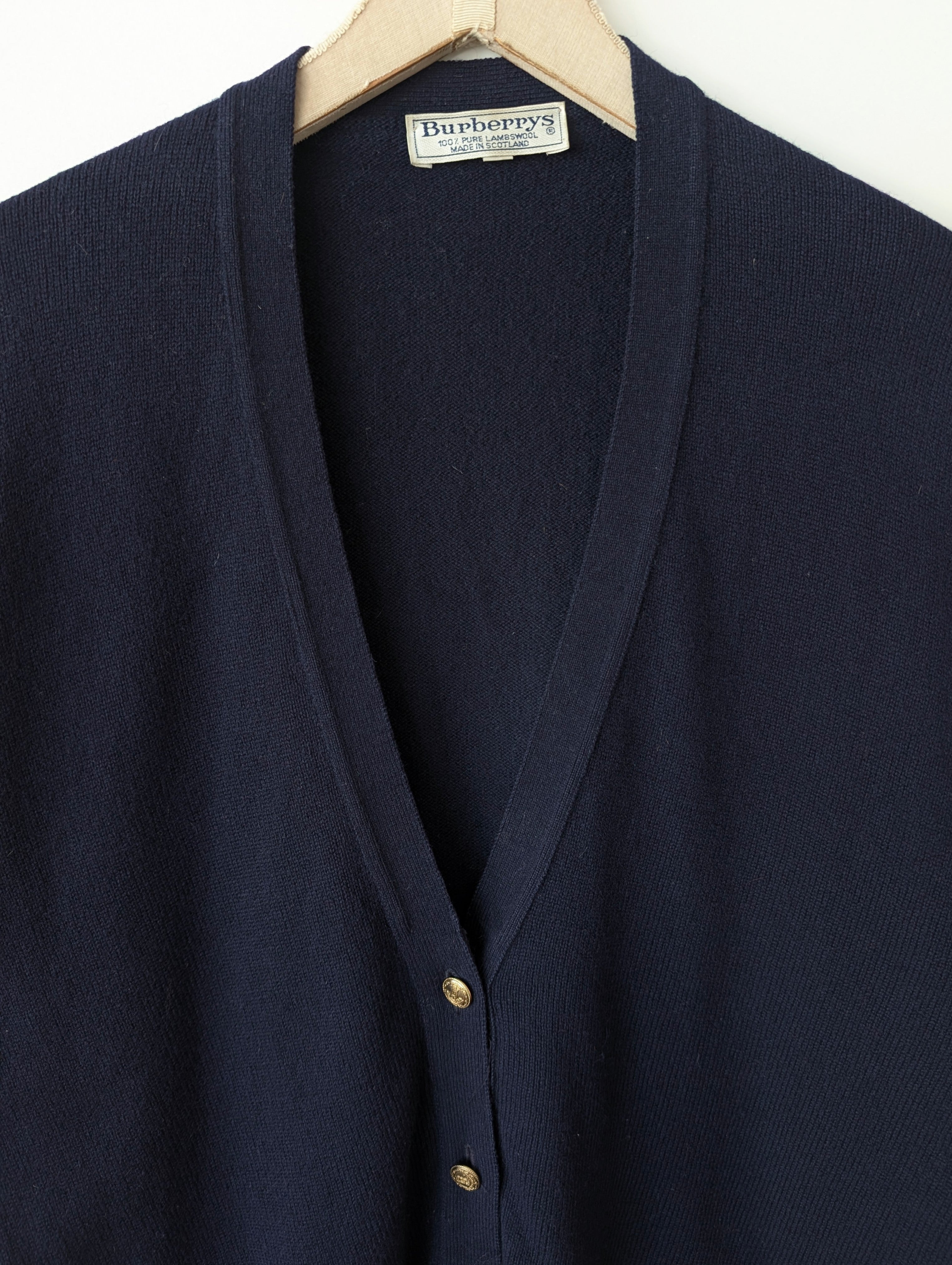 *Burberry* Cardigan Lammwolle Basic Marine (L)