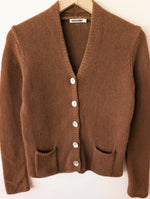 Lade das Bild in den Galerie-Viewer, *Kaschmir* Cardigan Basic Haselnussbraun (S)
