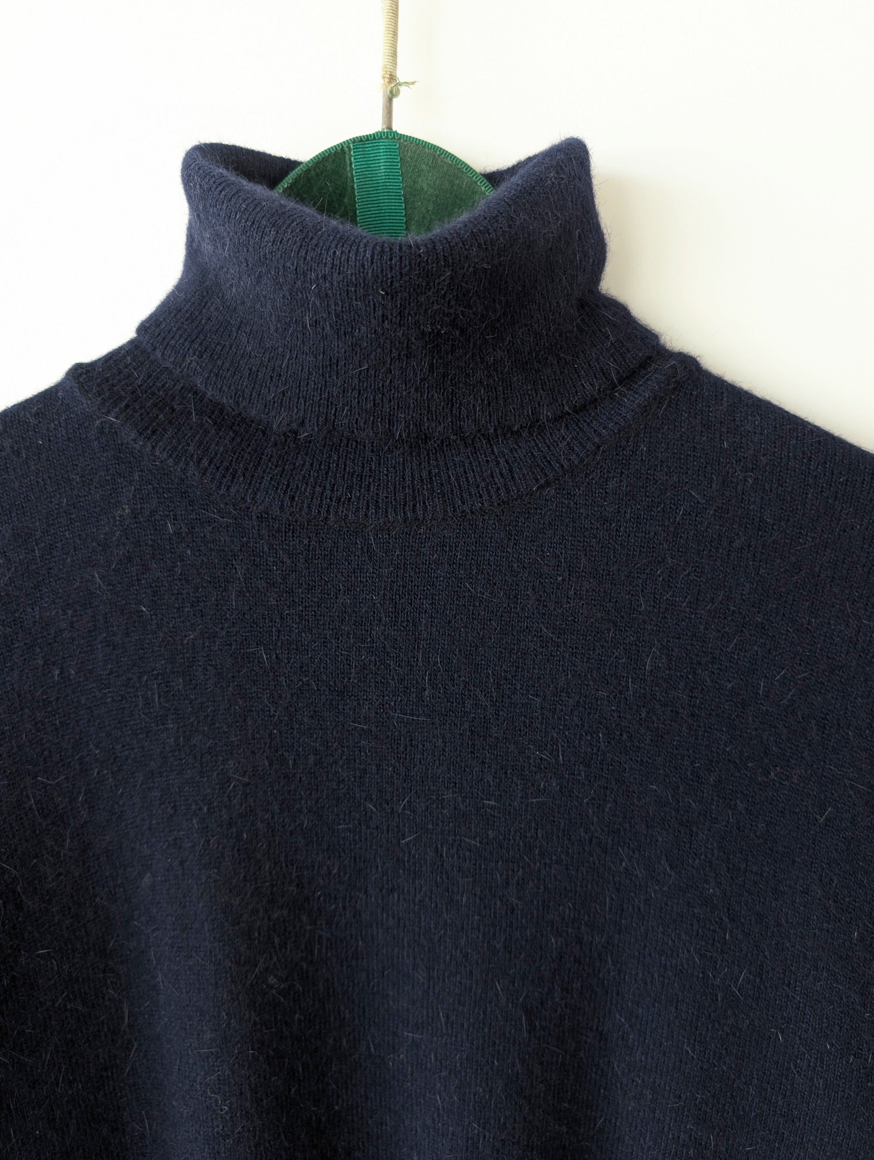 *Angora & Lammwolle* Pullover Rollkragen Marineblau (L)