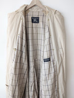 Lade das Bild in den Galerie-Viewer, *Burberry* Trenchcoat Klassiker Zweireiher Beige (L-XL)
