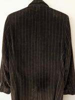 Lade das Bild in den Galerie-Viewer, *Samt* Mantel Nadelstreifen Braun Grau (L-XL)
