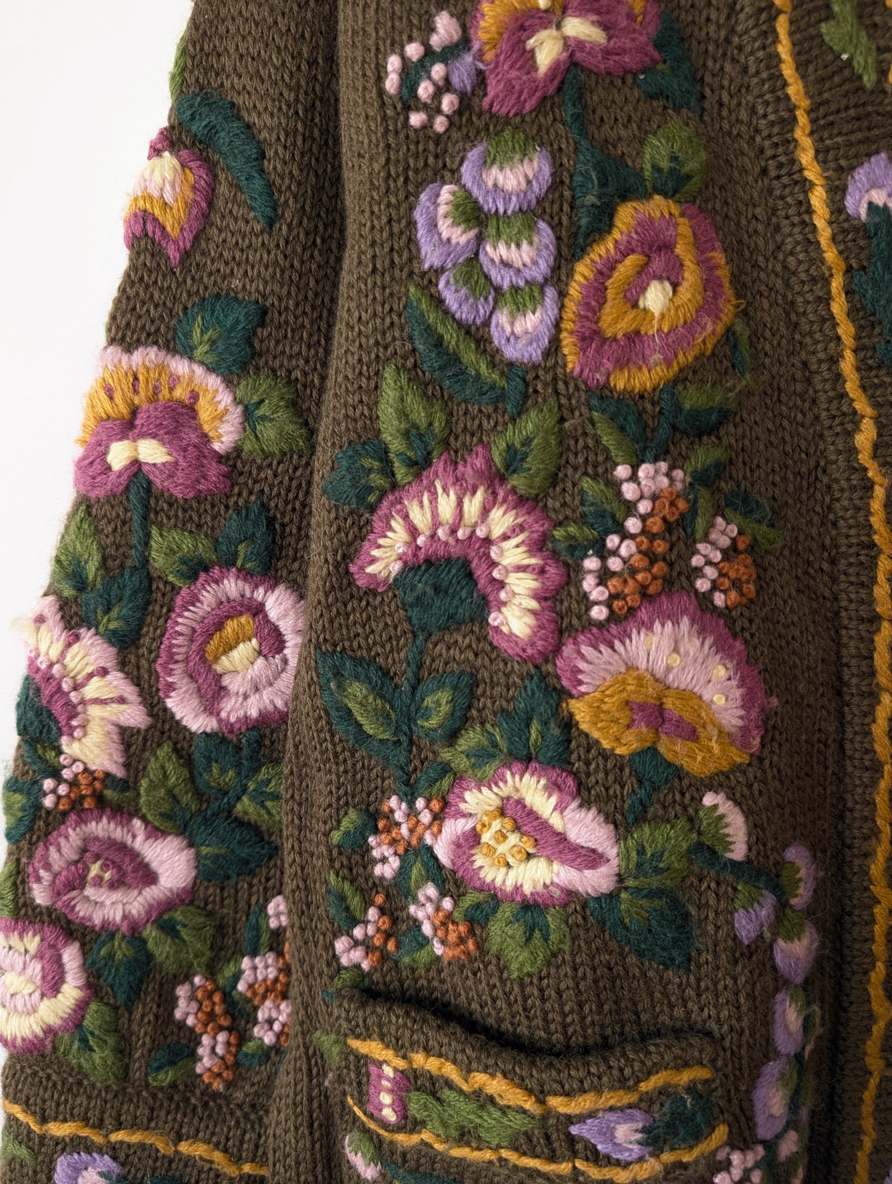 *Wolle* Cardigan Bohemian Blumen Stickerei (L-XL)