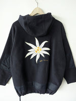 Lade das Bild in den Galerie-Viewer, Fleece Bomber Troyer Edelweiß Stick (XL)
