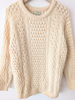 Lade das Bild in den Galerie-Viewer, *Wolle* Pullover Handmade Zopfstrick Ireland (L-XL)
