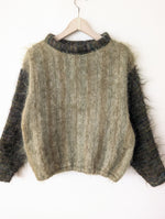 Lade das Bild in den Galerie-Viewer, *Handmade* Pullover Bomber Mohair Khaki (XL)

