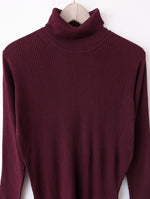 Lade das Bild in den Galerie-Viewer, *Seide* Rollkragen Longsleeve Ripped Weinrot (L-XL)
