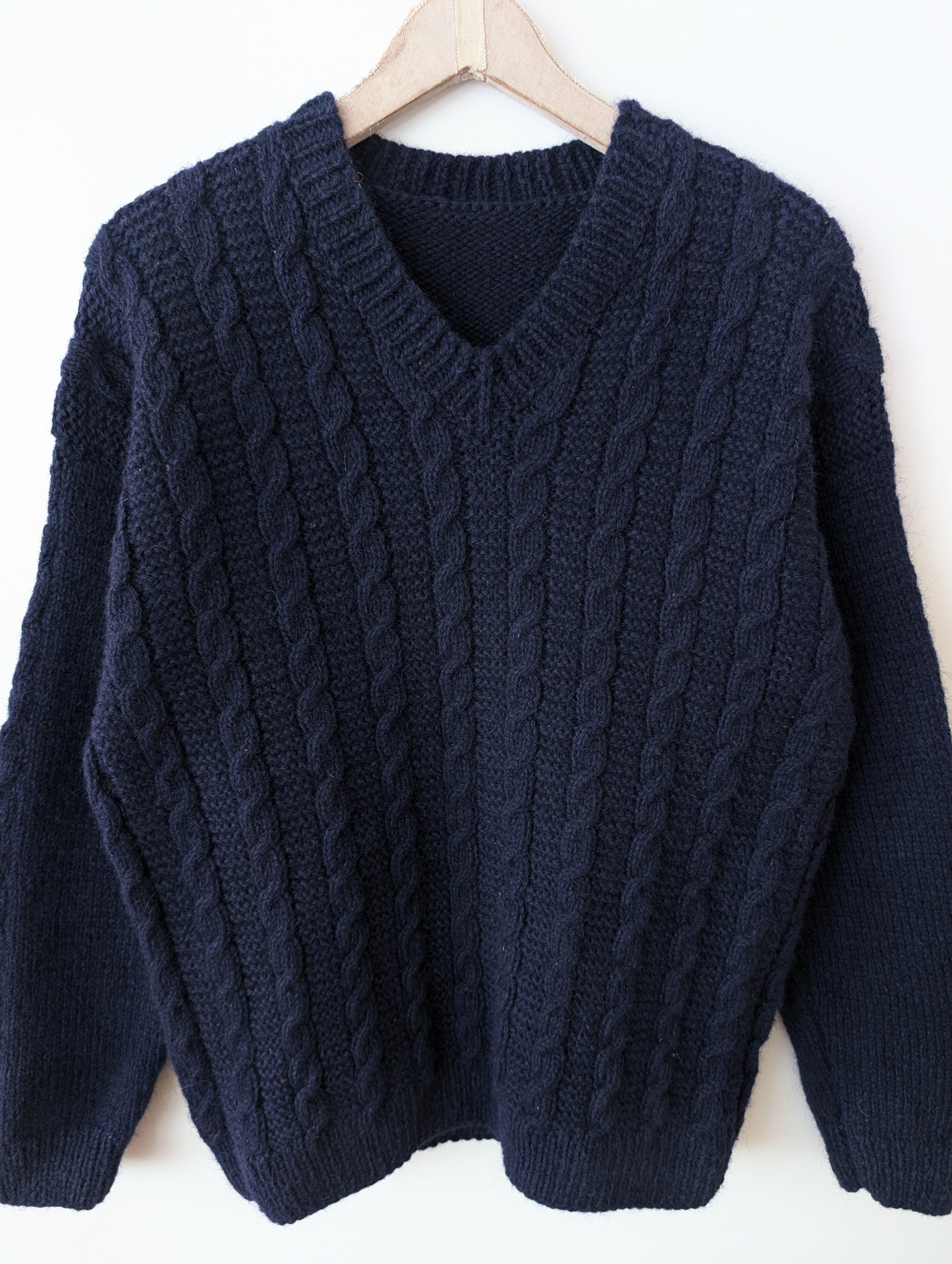 *Wolle* Handmade Pullover Zopfstrick Marine (XL)
