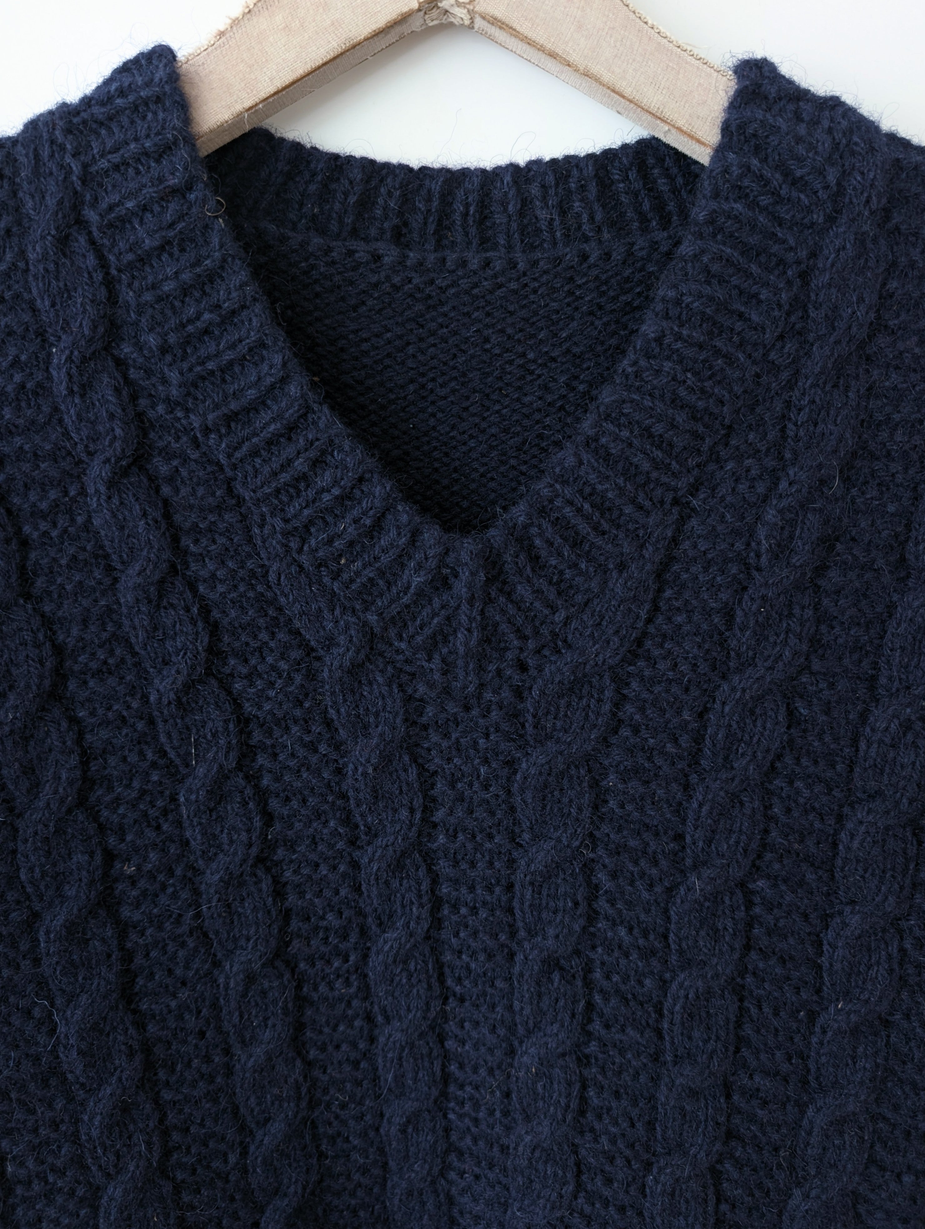 *Wolle* Handmade Pullover Zopfstrick Marine (XL)