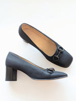Lade das Bild in den Galerie-Viewer, *GUCCI* Schuhe Pumps Horsebit Schwarz (38)
