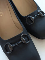 Lade das Bild in den Galerie-Viewer, *GUCCI* Schuhe Pumps Horsebit Schwarz (38)
