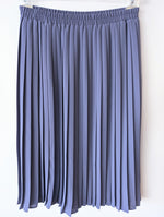Lade das Bild in den Galerie-Viewer, Faltenrock 80s Lilac Flieder (L-XL)
