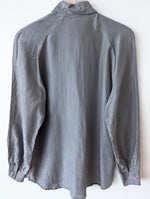 Lade das Bild in den Galerie-Viewer, *Seide* Bluse Perlen Pailletten Stick (L)

