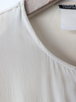 Lade das Bild in den Galerie-Viewer, *Armani* Bluse Seide Creme (XL)
