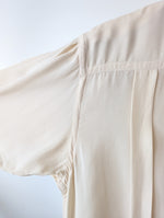 Lade das Bild in den Galerie-Viewer, *Jil Sander* Bluse Seide Schleife Creme (L)
