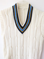 Lade das Bild in den Galerie-Viewer, XMAS Pullunder Ivy League Strick (XL)
