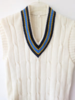 Lade das Bild in den Galerie-Viewer, XMAS Pullunder Ivy League Strick (XL)
