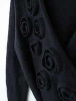 Lade das Bild in den Galerie-Viewer, XMAS *Wolle &amp; Kaschmir* Wickelcardigan Rosen Stick (XXL)
