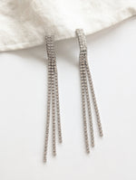 Lade das Bild in den Galerie-Viewer, Ohrringe Silber Crystal Waterfalls
