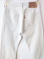 Lade das Bild in den Galerie-Viewer, *Levis* Jeans 501 Weiß Denim (32/32)
