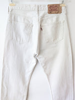 Lade das Bild in den Galerie-Viewer, *Levis* Jeans 501 Weiß Denim (32/32)

