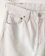 Lade das Bild in den Galerie-Viewer, *Levis* Jeans 501 Weiß Denim (32/32)
