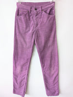 Lade das Bild in den Galerie-Viewer, *Levis* RARE Cord Hose White Tab Flieder (S)
