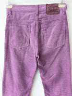 Lade das Bild in den Galerie-Viewer, *Levis* RARE Cord Hose White Tab Flieder (S)

