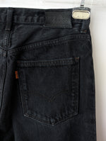 Lade das Bild in den Galerie-Viewer, *Levis* Jeans Orange Tab Schwarz (S-M)
