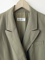 Lade das Bild in den Galerie-Viewer, *Wolle* Mantel Zweireiher 80s Salbei Khaki (L)
