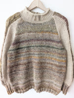 Lade das Bild in den Galerie-Viewer, *Handmade* Pullover Natur Streifen Zopfstrick (M-L)
