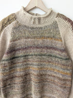 Lade das Bild in den Galerie-Viewer, *Handmade* Pullover Natur Streifen Zopfstrick (M-L)
