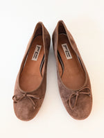 Lade das Bild in den Galerie-Viewer, Wildleder Ballerina Haselnuss NEU (37/38)

