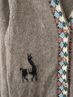 Lade das Bild in den Galerie-Viewer, *Alpaka Wolle* Cardigan Peru Lama Stick (M-L)
