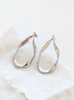 Lade das Bild in den Galerie-Viewer, Ohrringe Drop Twisted 14k Silber
