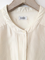 Lade das Bild in den Galerie-Viewer, *Closed* Bluse Seide Premium Basic Creme (L)
