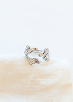 Lade das Bild in den Galerie-Viewer, Ring Leaves 14k Silber
