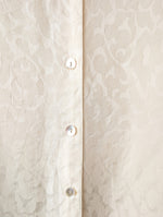 Lade das Bild in den Galerie-Viewer, *Seide* Bluse Barock Stick Creme Peter Hahn (L)
