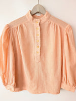 Lade das Bild in den Galerie-Viewer, Bluse 70s Ballonärmel Musselin Peach (L)
