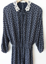 Lade das Bild in den Galerie-Viewer, Kleid 80s Bohemian Spitze Blumen Ballonärmel (M-L)
