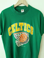Lade das Bild in den Galerie-Viewer, *Boston Celtics* Shirt 1990 NBA Singlestitched (M-L)
