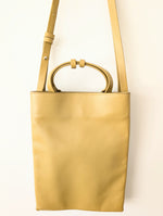 Lade das Bild in den Galerie-Viewer, *COS* Ledertasche Pistazie Mini Tote Bag
