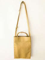 Lade das Bild in den Galerie-Viewer, *COS* Ledertasche Pistazie Mini Tote Bag
